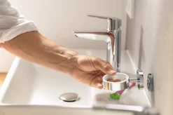 GROHE Start Cube WC-Papierhalter -Badmöbel Verkauf grohe badaccessoires start cube wc papierhalter 12463227