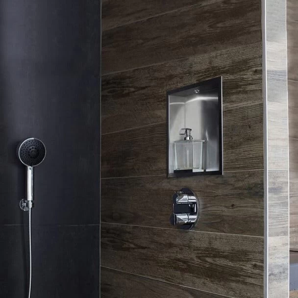 ESS Container Box 10 Mit LED-Beleuchtung 15 X 30 X 10 Cm 1 ESS Container Box 10 Mit LED-Beleuchtung 15 X 30 X 10 Cm