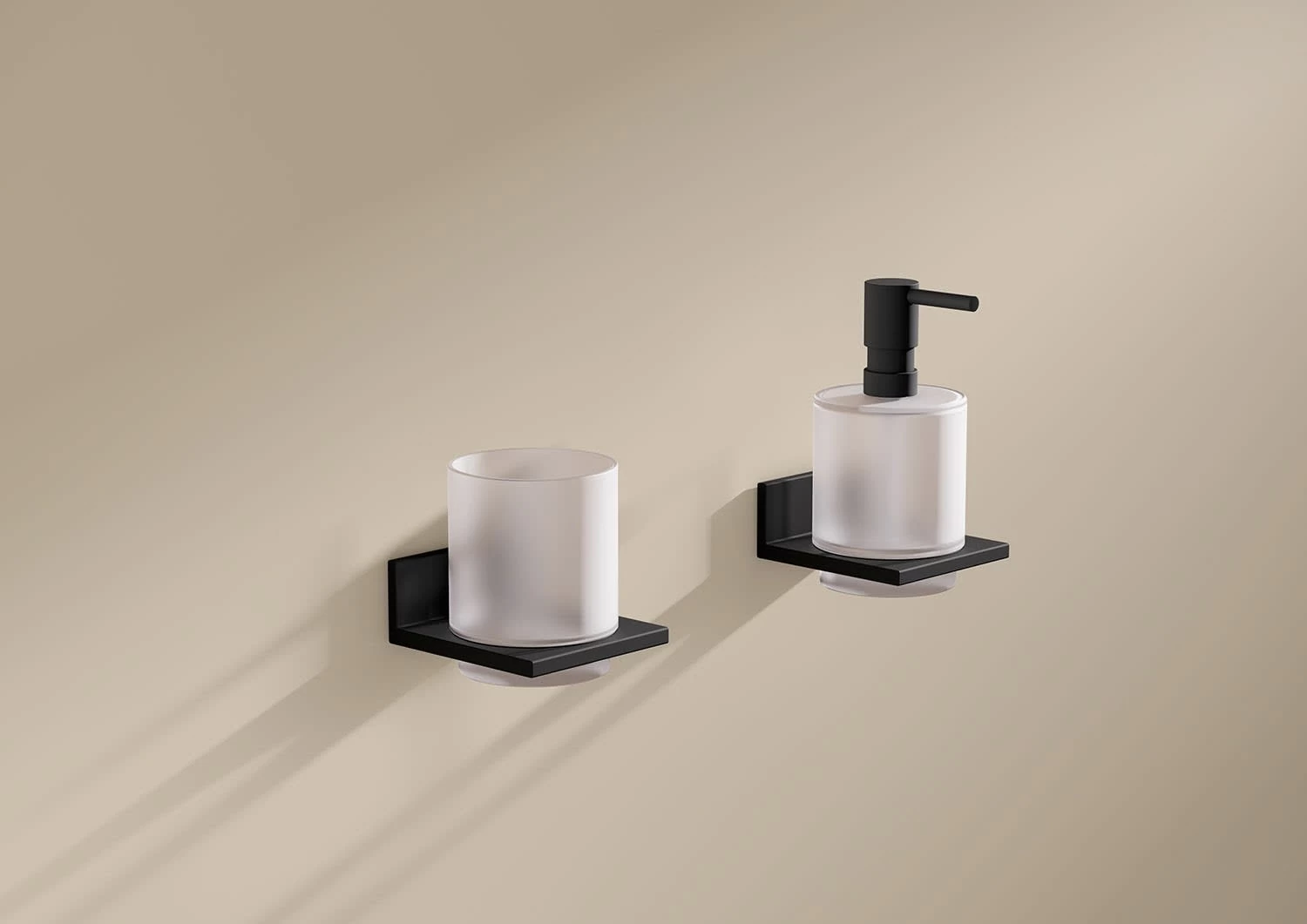 HEWI System 900 Q Seifenspender Mit Halter 1 HEWI System 900 Q Seifenspender Mit Halter