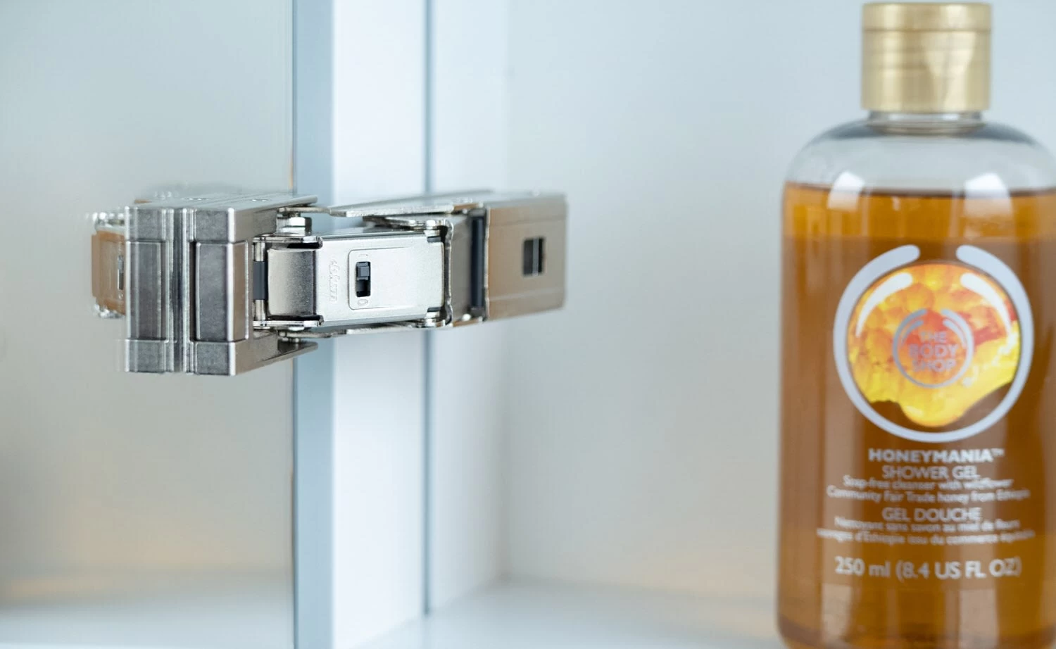 Schneider® Schneider EASY Line Comfort Spiegelschrank ELC1 90/2/0/SD, 90 X 70 Cm, 2 Steckdosen 5 Schneider® Schneider EASY Line Comfort Spiegelschrank ELC1 90/2/0/SD, 90 X 70 Cm, 2 Steckdosen – Bild 5